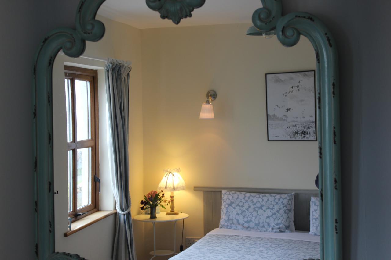Clifden Bay Lodge ภายนอก รูปภาพ